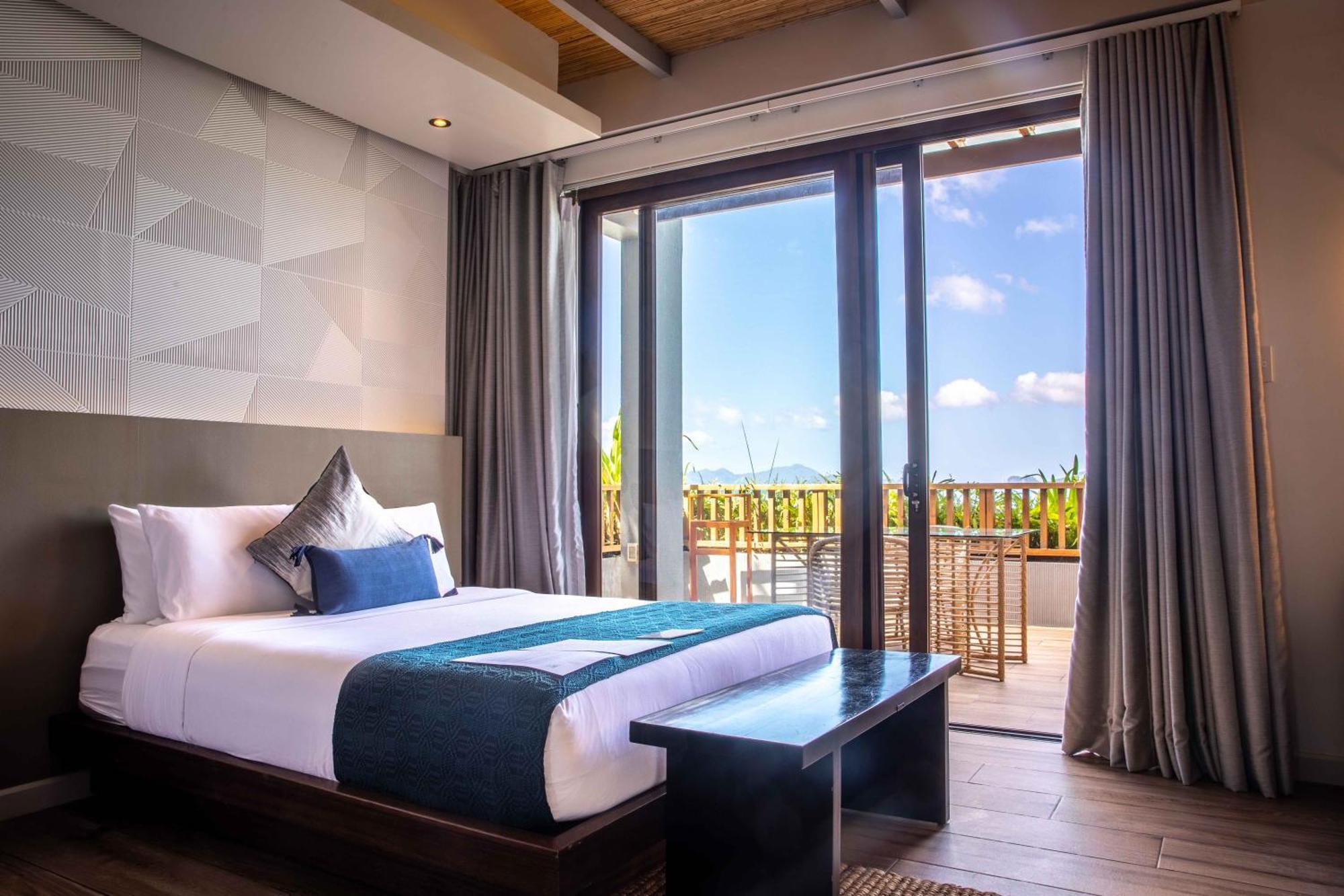Habitación Deluxe con cama grande y vistas al mar